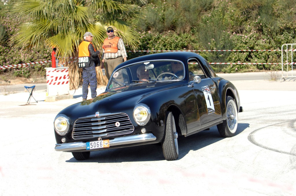An interesting acquisition: 1950 Simca 8 Sport Coupé